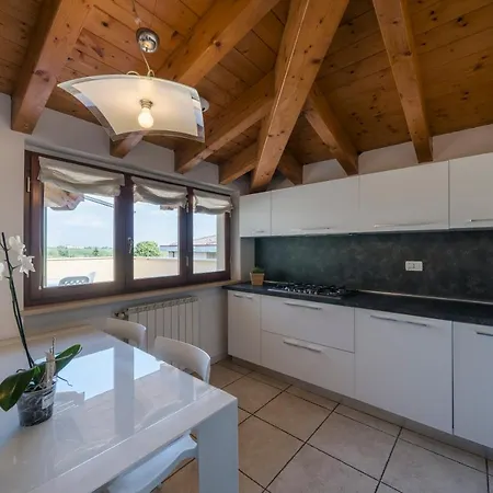 Apartment Grezze 12 *