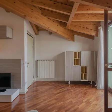 Apartment Grezze 12 Desenzano del Garda